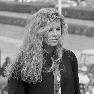 Kim Basinger