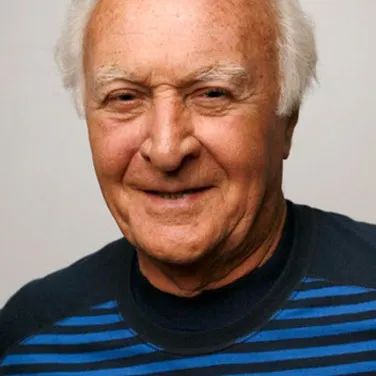 Robert Loggia